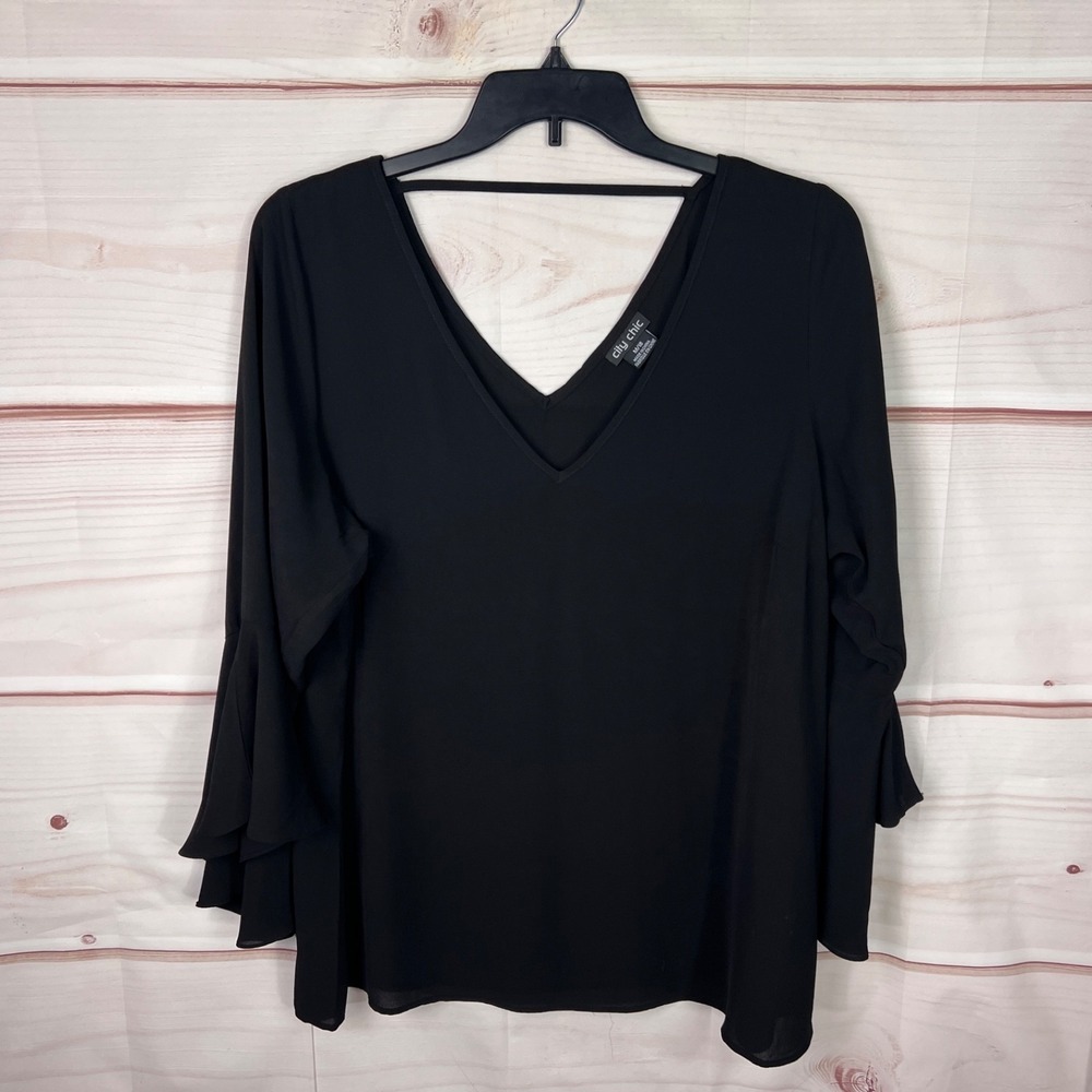 City Chic Top Women M 18 Black V-Neck Blouse Bell Sleeve V-Back Pullover Chiffon